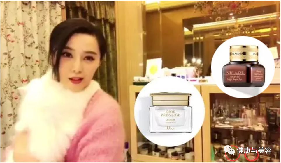 比起范冰冰15000元的猫咪，更羡慕她身后一柜子的化妆品！