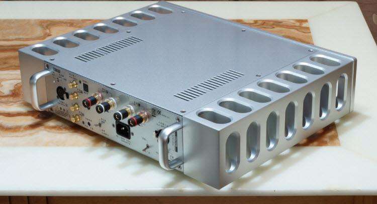 听音乐hifi功放和av功放有啥区别 (带你区分hifi音响与av音响的区别)