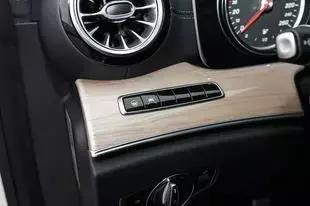 2018款奔驰e200价格多少,2022款奔驰e200值得入手吗