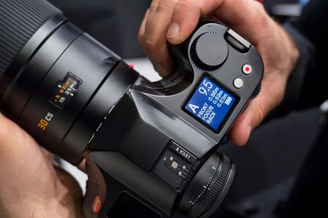 暴走的中画幅LeicaS!底大一级果然压死人……