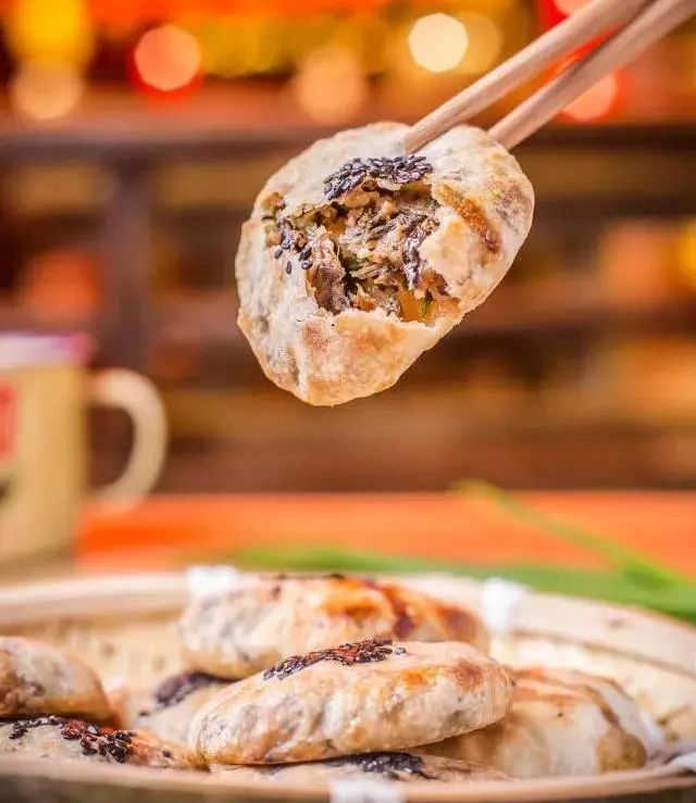 湖南菜馆有什么特色美食,湖南一家饭店