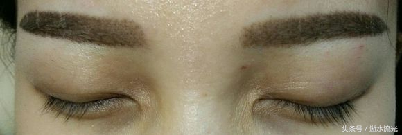 绣眉第二次补眉还掉痂吗,绣眉10天了眉毛痒