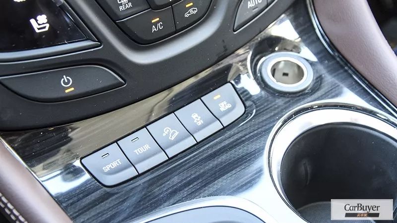 开着昂科威探索中俄边界！在冬天感受一下边陲小镇的极寒