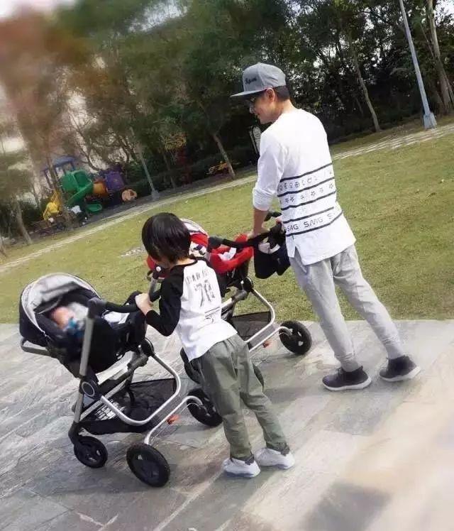 2018别养蛙了!身边的人都变潮爸潮妈了,我可能是个假的90后……