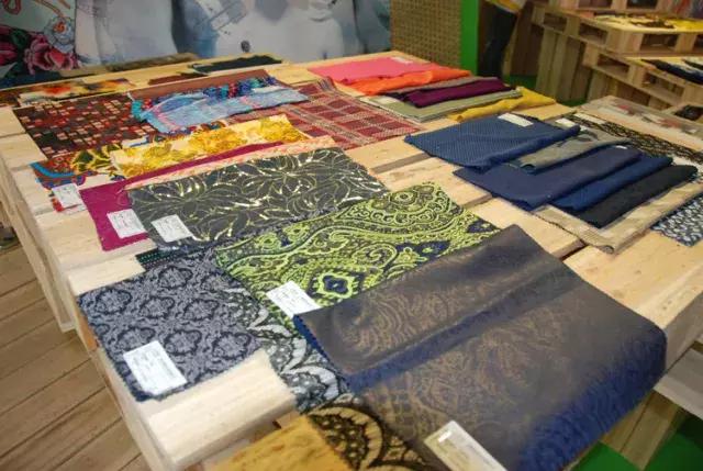 哪种面料衣服看起来有质感,哪种面料衣服穿起特别有质感