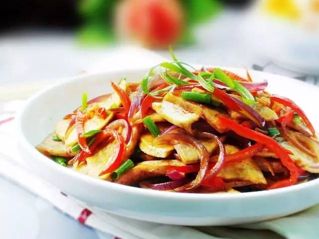 芋头简单又好吃的做法,芋头这样做超好吃既简单又美味