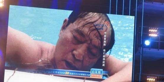 与赵本山齐名的小品艺术家,牛群和冯巩成名