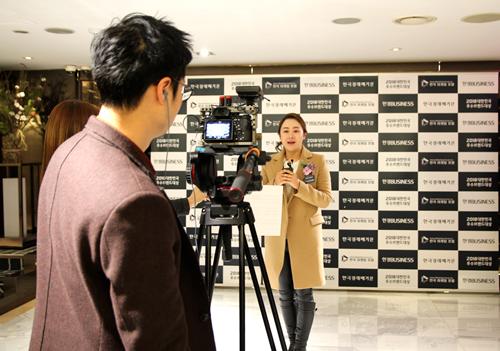 真心不易,真心不易女生版