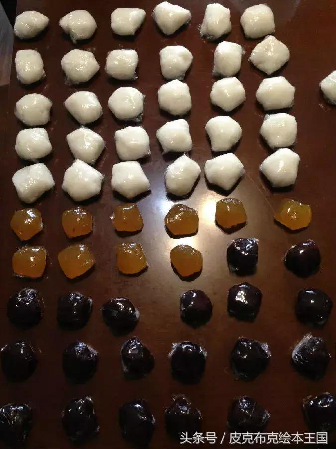 关于皮克布克的绘本,皮克布克王国绘本图片