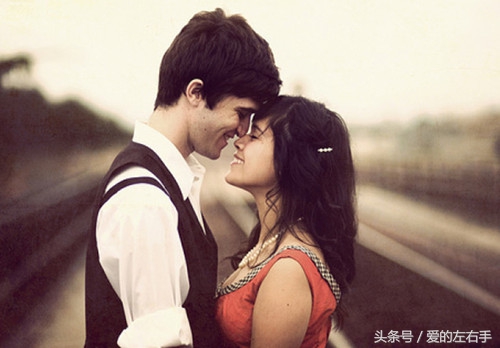 和男朋友的朋友一起吃饭如何相处,如何跟一个不爱说话的男朋友相处