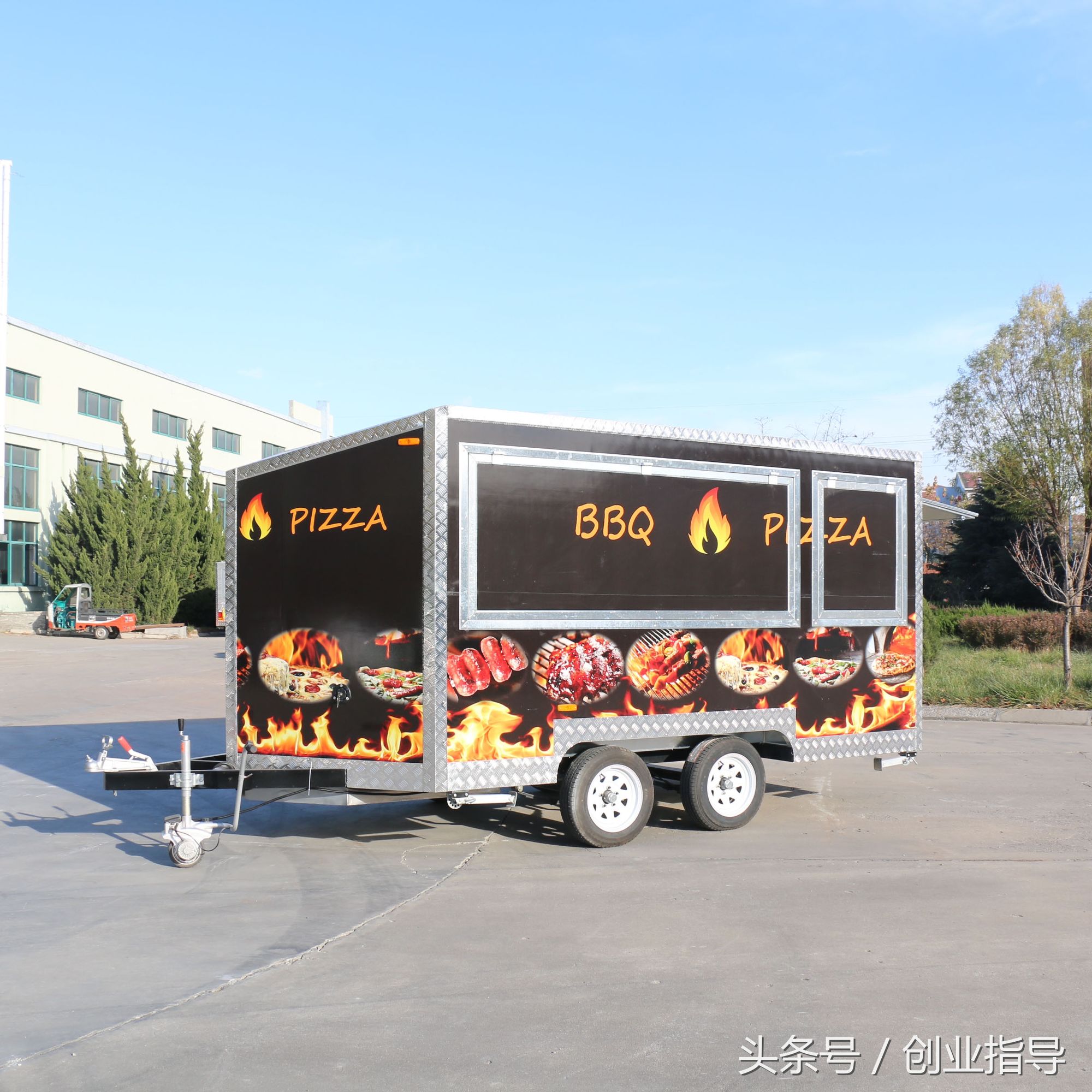 看看国外的餐车，在对比国内的餐车，你就明白什么叫低调奢华了