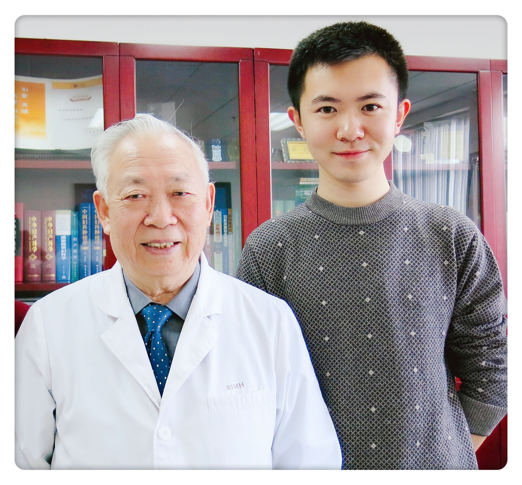 「行者访谈」原卫生部副部长曹泽毅:怀孕生子能防妇科肿瘤