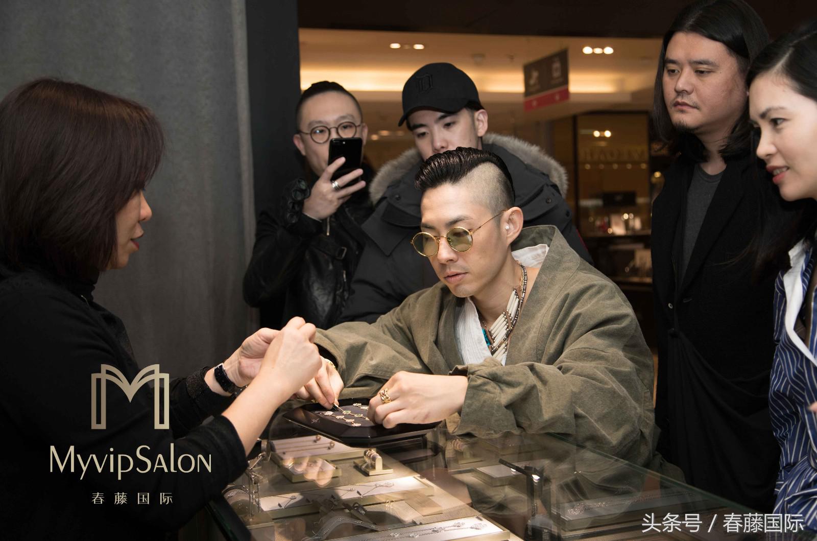 吴建豪高定时装周 (吴建豪上海走秀)