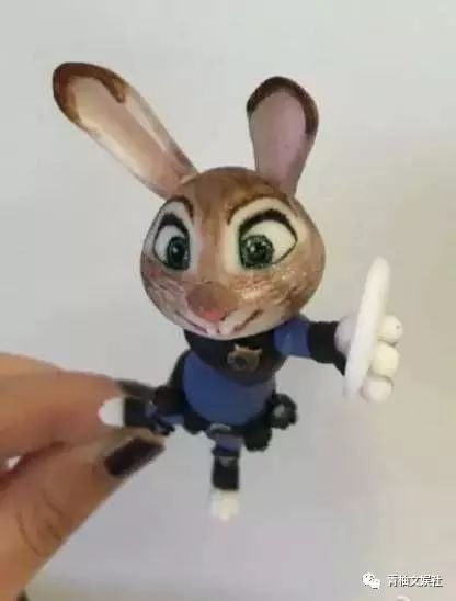 韩雪组装手机、吴彦祖造房子你不知道的明星隐藏技能