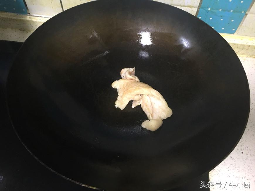 三分钟让普通铁锅变成不粘锅,教你一招铁锅也变成不粘锅