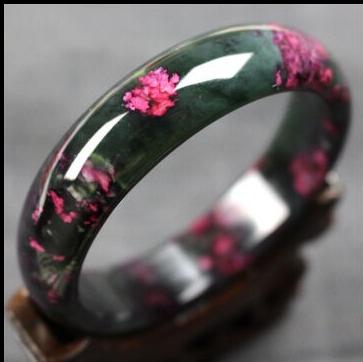 女人受不受宠,就看她身上这三个地方戴了首饰没?