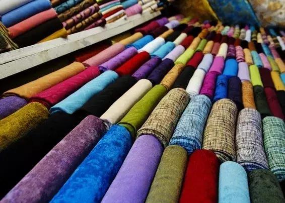 哪种面料衣服看起来有质感,哪种面料衣服穿起特别有质感