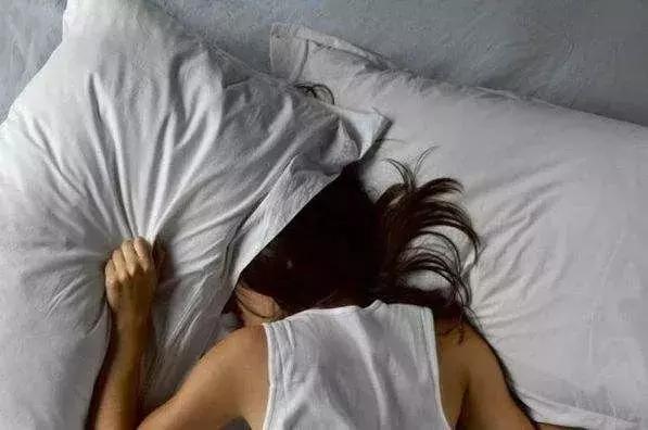 总是感觉困是怎么了图,总是觉得自己困