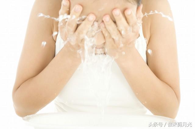 轻轻拍打脸部有什么效果,轻轻拍打脸部可以紧致皮肤吗