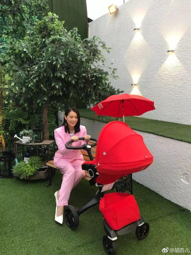 2018别养蛙了!身边的人都变潮爸潮妈了,我可能是个假的90后……