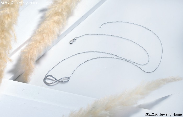 我猜谢瑞麟的设计师是个理工科的情话王