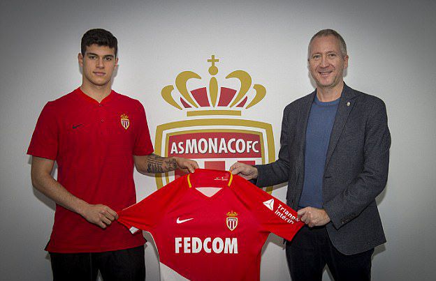 16岁小将破世界纪录,足坛16岁小将