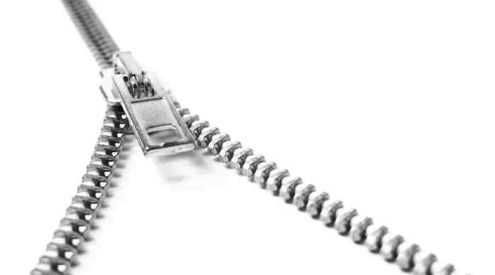 仅凭3毛钱的拉链撬动50亿大生意，一位流水线普通工人的逆袭史