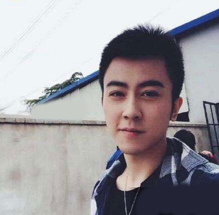 蛇哥colin第一次线下自证现场装机,蛇哥企鹅自证失控视频