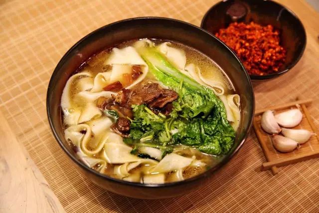 南阳烩面哪一家最正宗,南阳比较正宗的郑州烩面