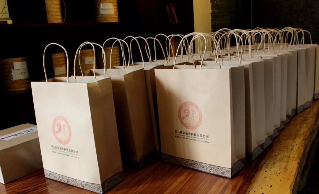 互联网+时代2018新媒体与产业融合分享会于武汉茶马世家成功举办