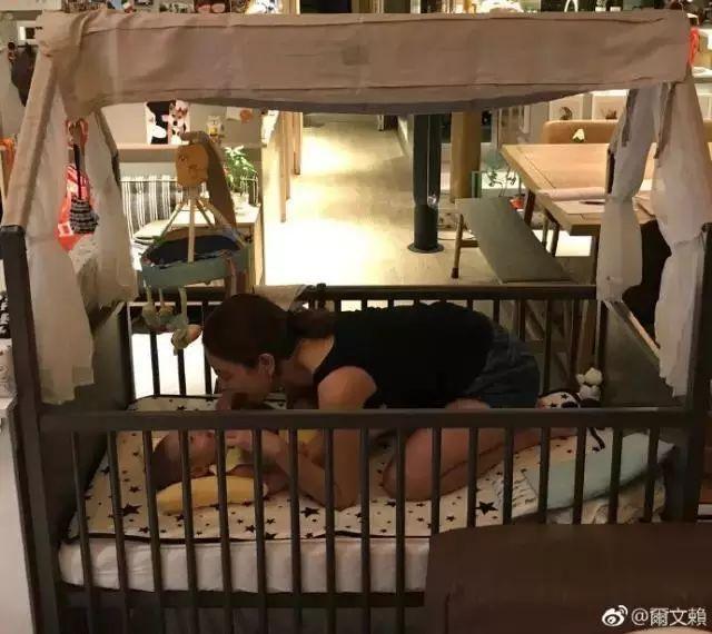 2018别养蛙了!身边的人都变潮爸潮妈了,我可能是个假的90后……