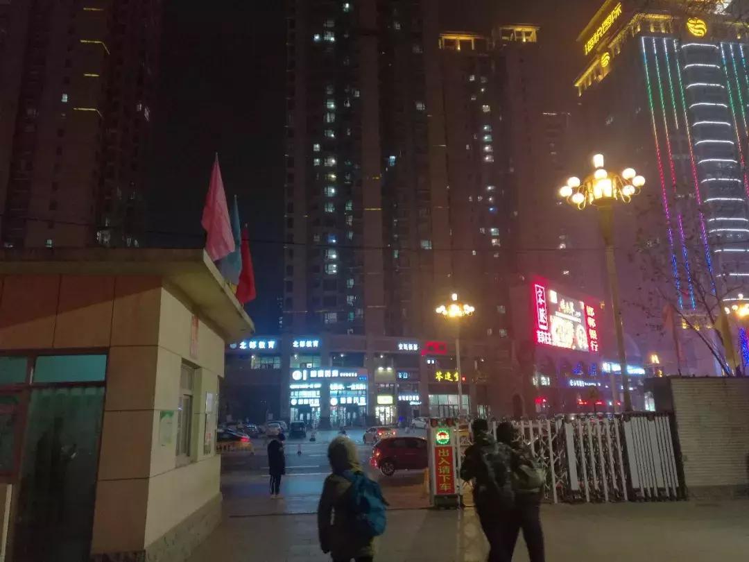 为什么小学班主任最累最苦,为什么说班主任是最苦最累的