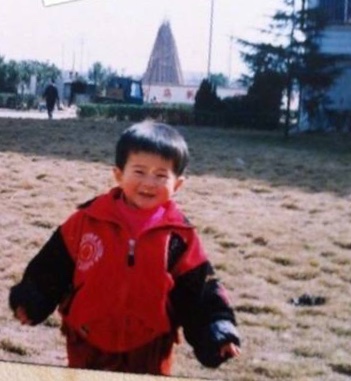 6岁被选中演戏，专业全国第一进中戏，演技颜值均获赞