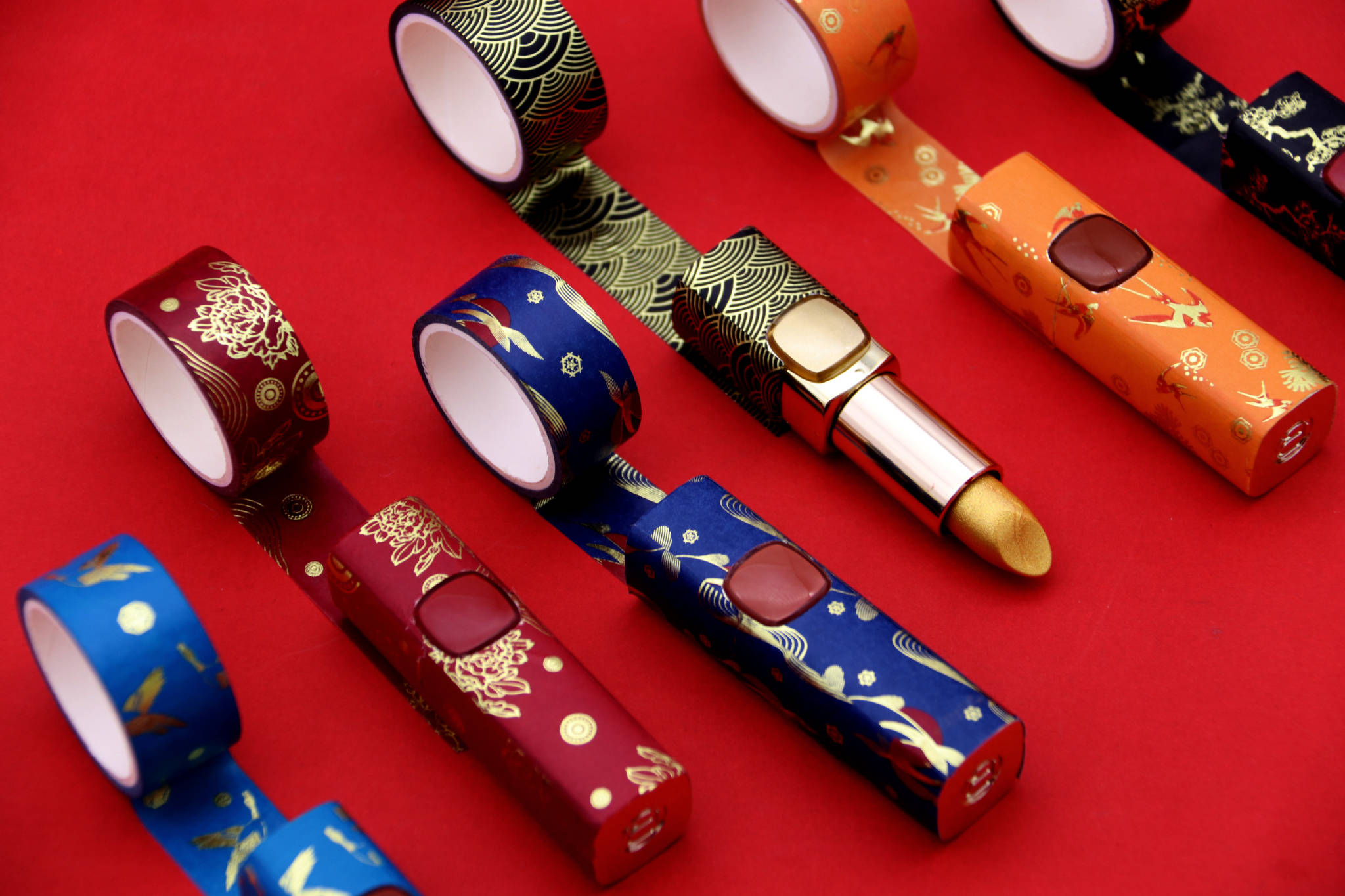 欧莱雅博物馆联名包装,欧莱雅口红化妆品礼盒