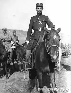 《和平饭店》的文艺土匪太开眼?原型可比雷佳音戏精多了!