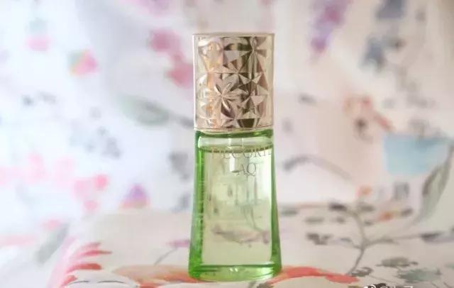 冬季补水补油还是起皮,比冬天补水更重要的补油