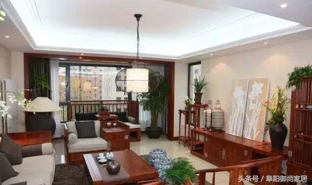 荣麟京瓷红木家居馆,荣麟京瓷是红木吗