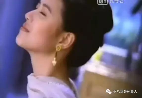 近视的明星不戴眼镜怎么拍戏,近视眼明星怎么拍戏