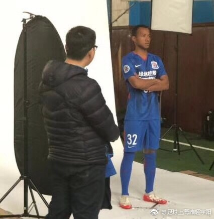 中超或将再现本土混血球员，三大球顶级联赛混血球员集齐都是黑人