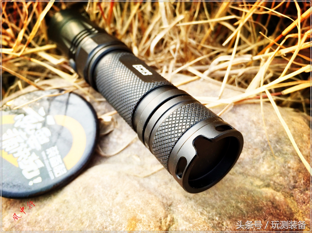 奈特科尔强光手电筒测评,nitecore奈特科尔10000流明手电筒