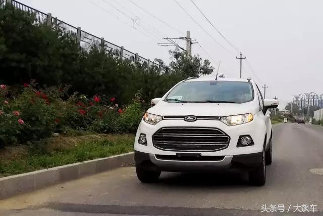 蜡烛灯+糟糕双离合，翼搏简直是廉价货里的“廉价机”！