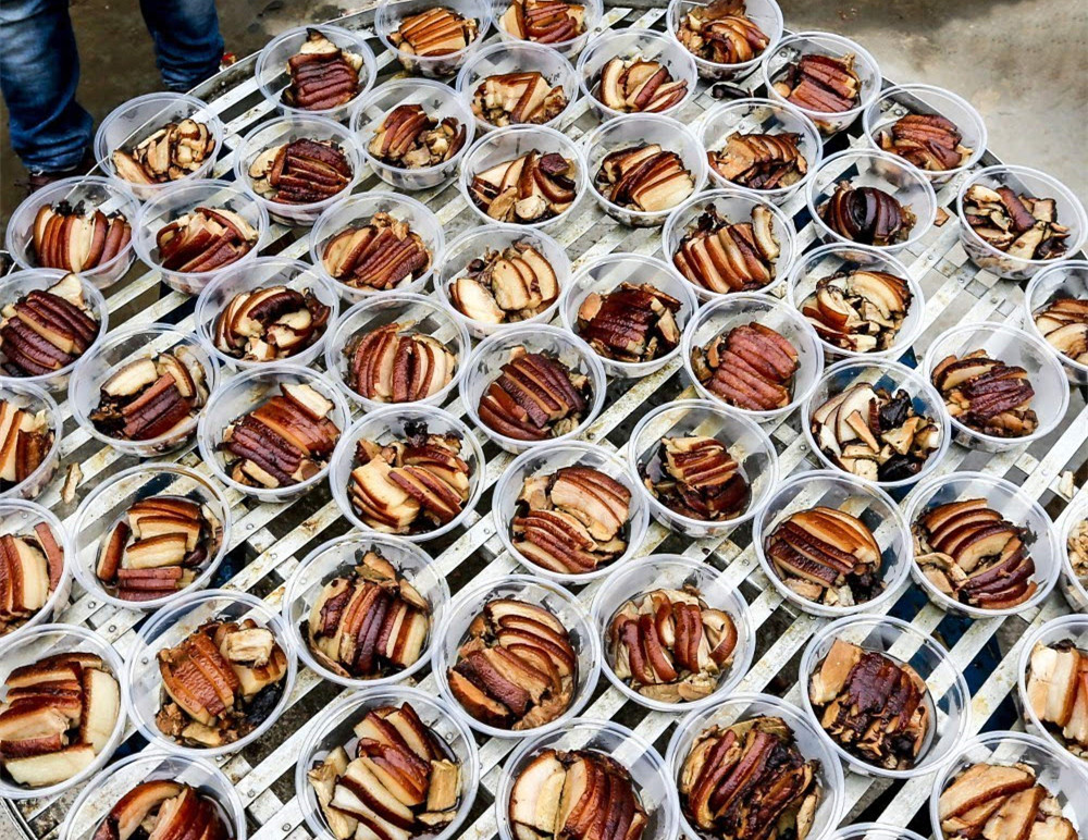 河南民间庙会美食,河南庙会大锅菜免费吃