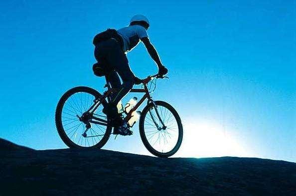 骑行爱好者拥有几台机车合适,适合新手的骑行路线