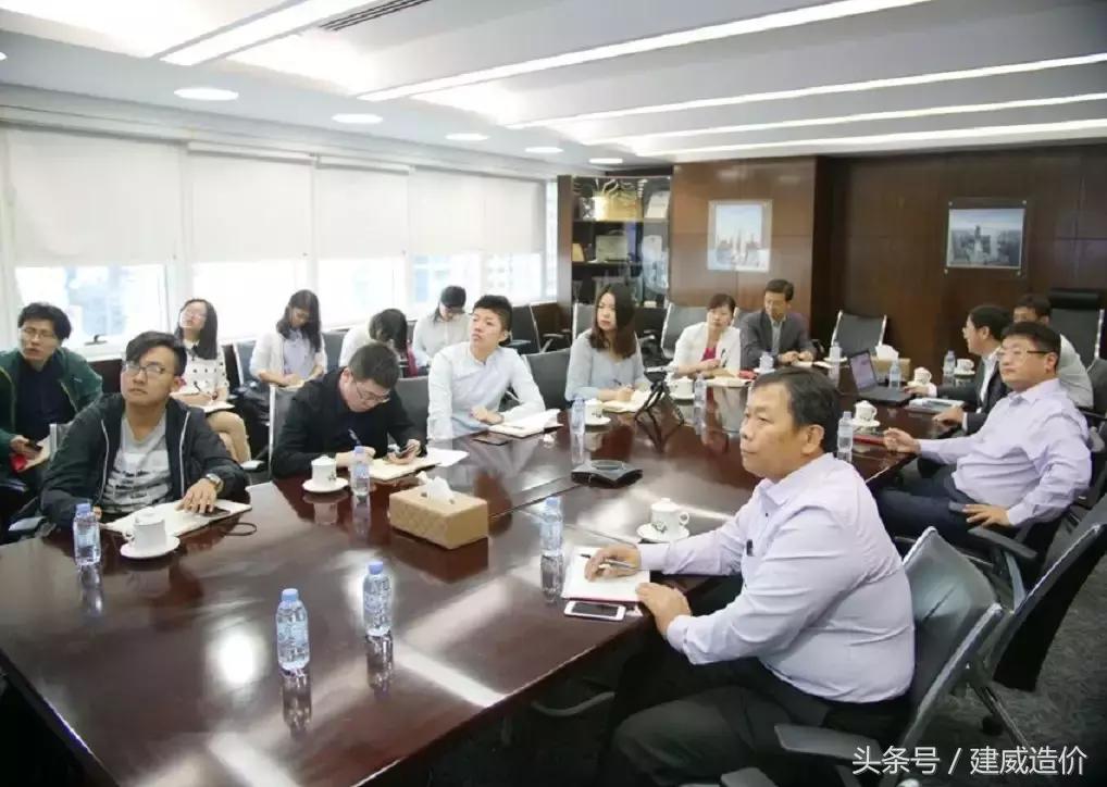 清华师生走进中建中东公司｜深耕荒漠大地，托起世界梦想