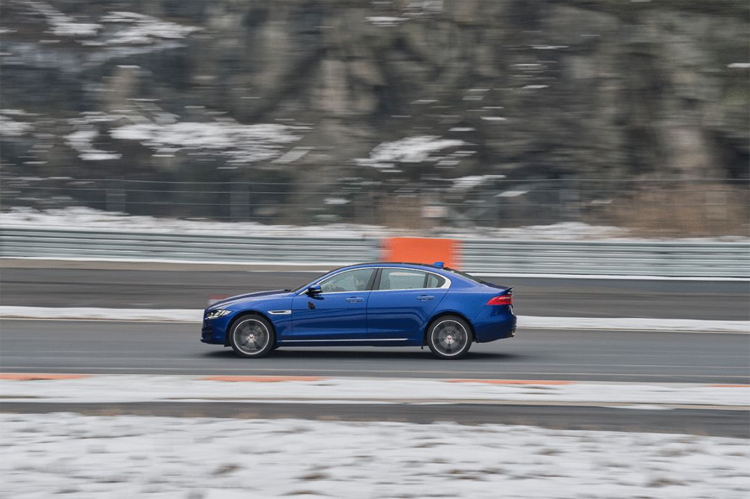 新款捷豹xel赛道,24款捷豹xel试驾体验