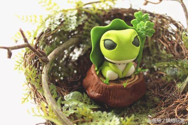 超萌的佛系蛙蛙你在家等蛙而我蛙在家等我