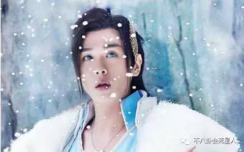 近视的明星不戴眼镜怎么拍戏,近视眼明星怎么拍戏