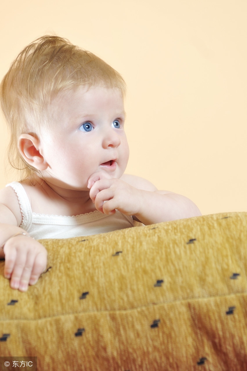 宝宝晚上总睡不安稳怎么回事,宝宝夜里睡不好觉什么原因