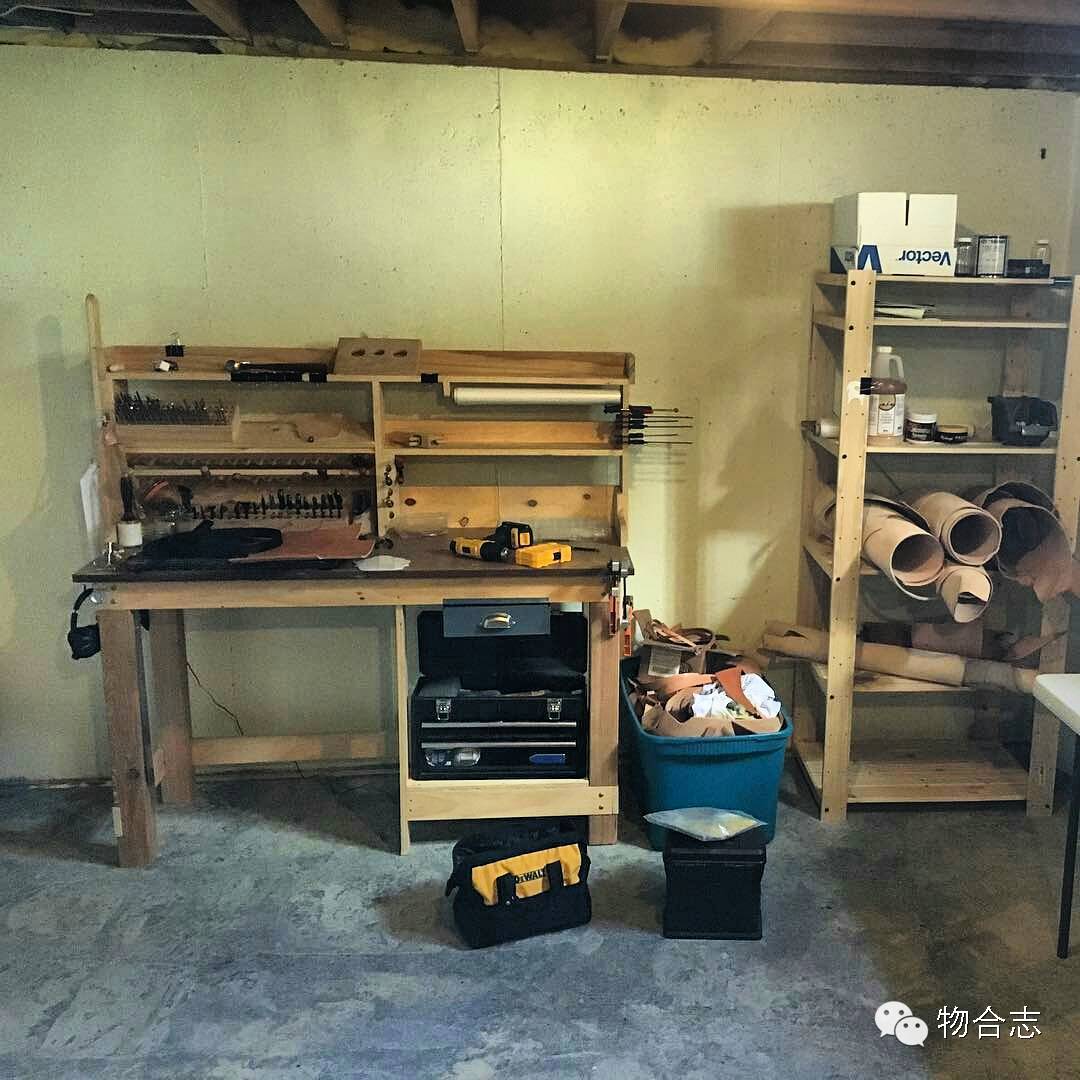 做皮具的工作台,复古皮具工作室