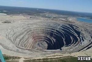 钻石恒久远一颗永流传英语原文,钻石恒久远一颗永流传是谁写的